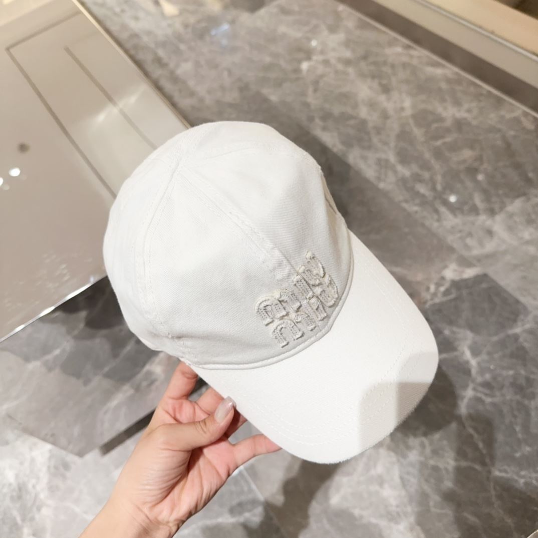 Miu Miu Caps